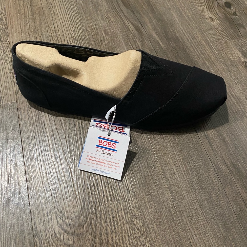 Women’s size 9.5 Bobs